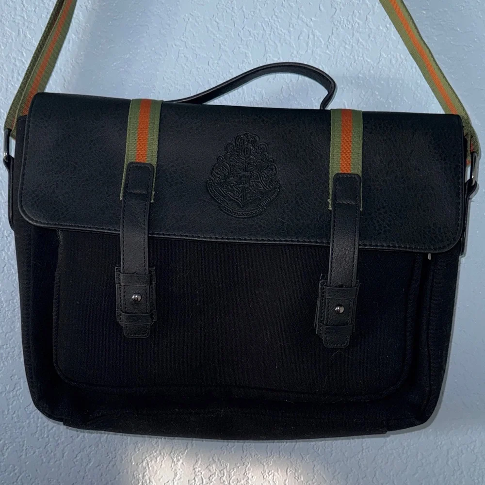 Wizarding World Of Harry Potter Black Messenger/Laptop Bag with Striped Strap